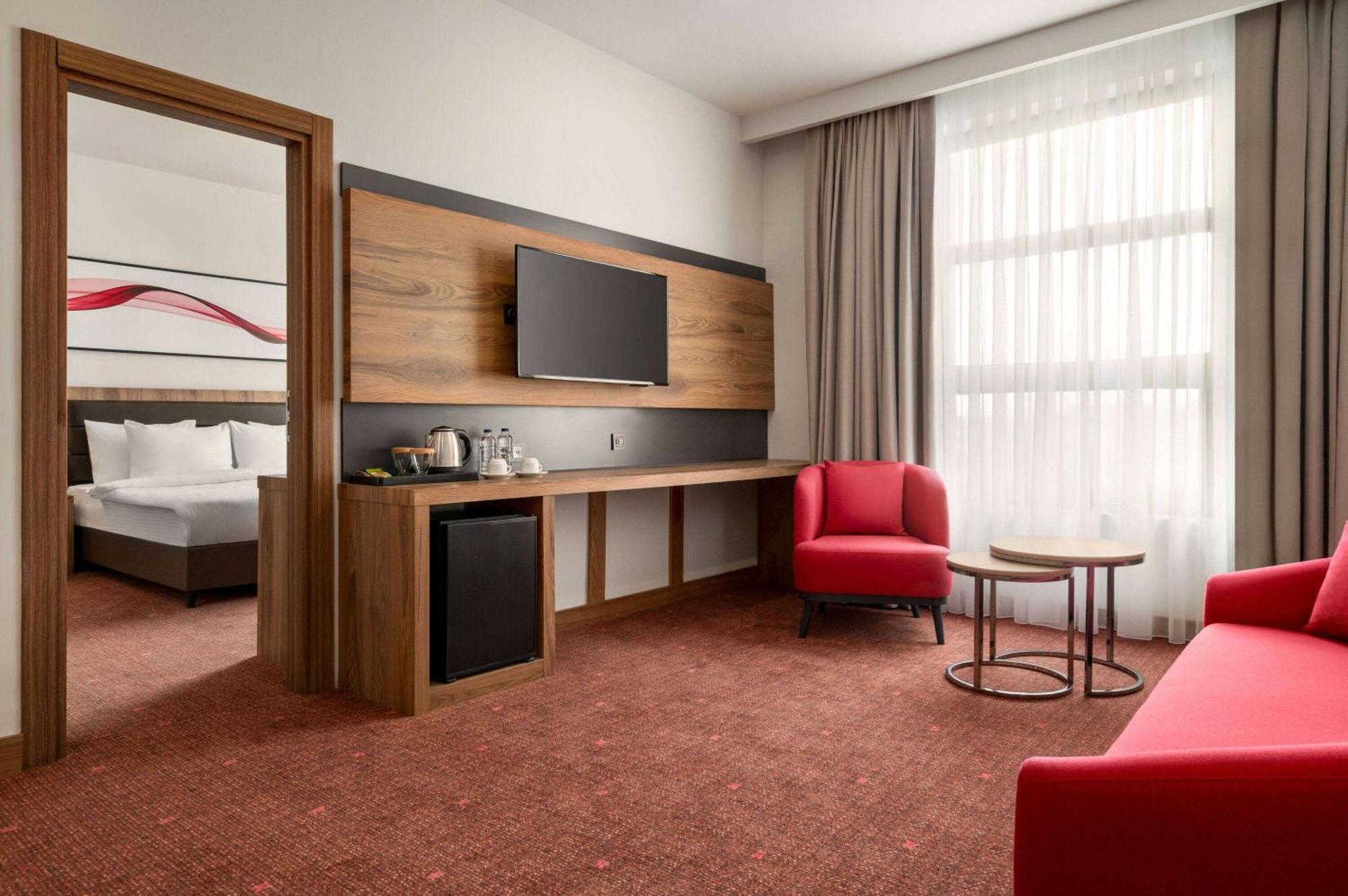 Ramada By Wyndham Karacabey Hotel Bursa Exterior photo
