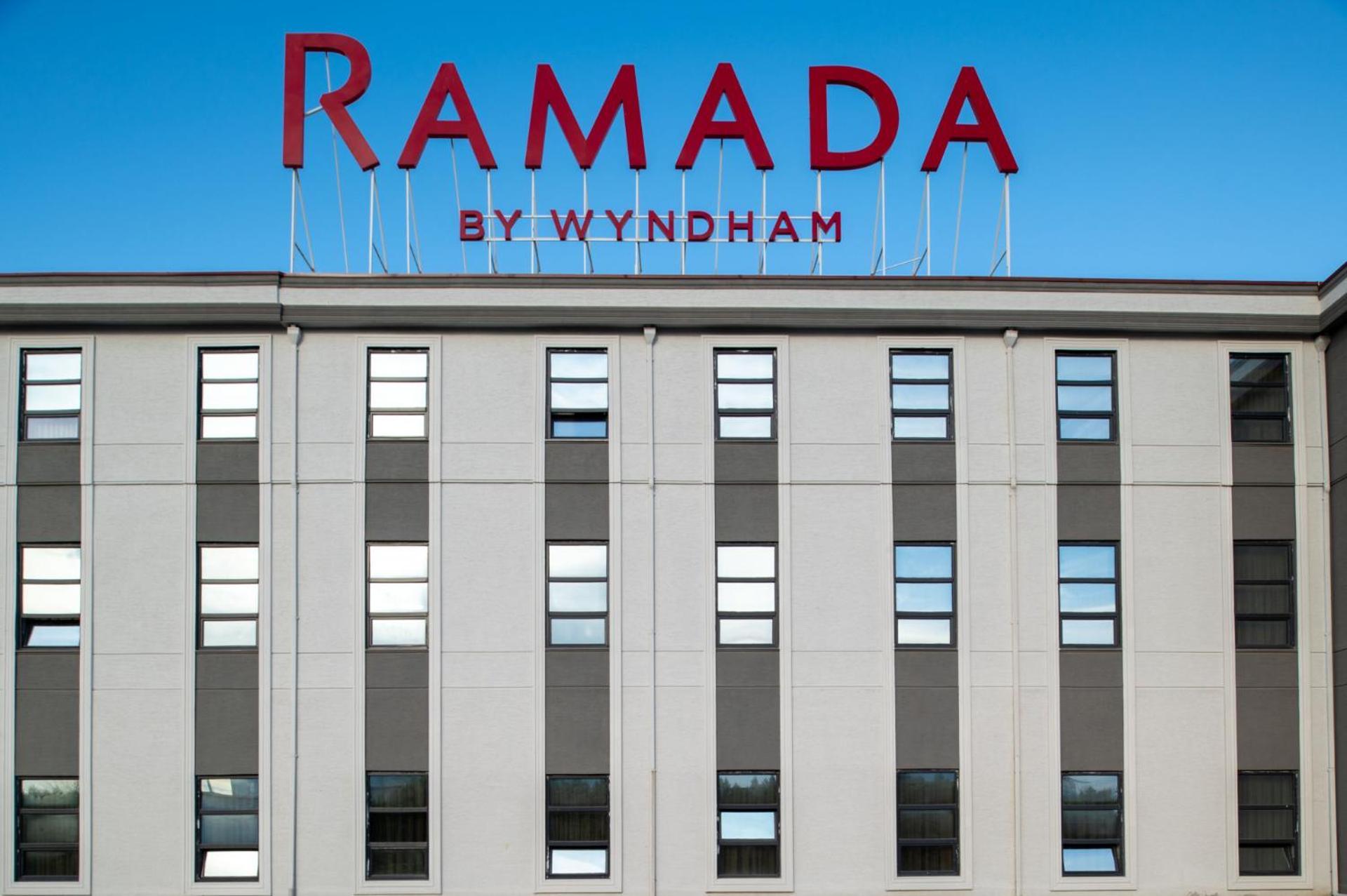 Ramada By Wyndham Karacabey Hotel Bursa Exterior photo