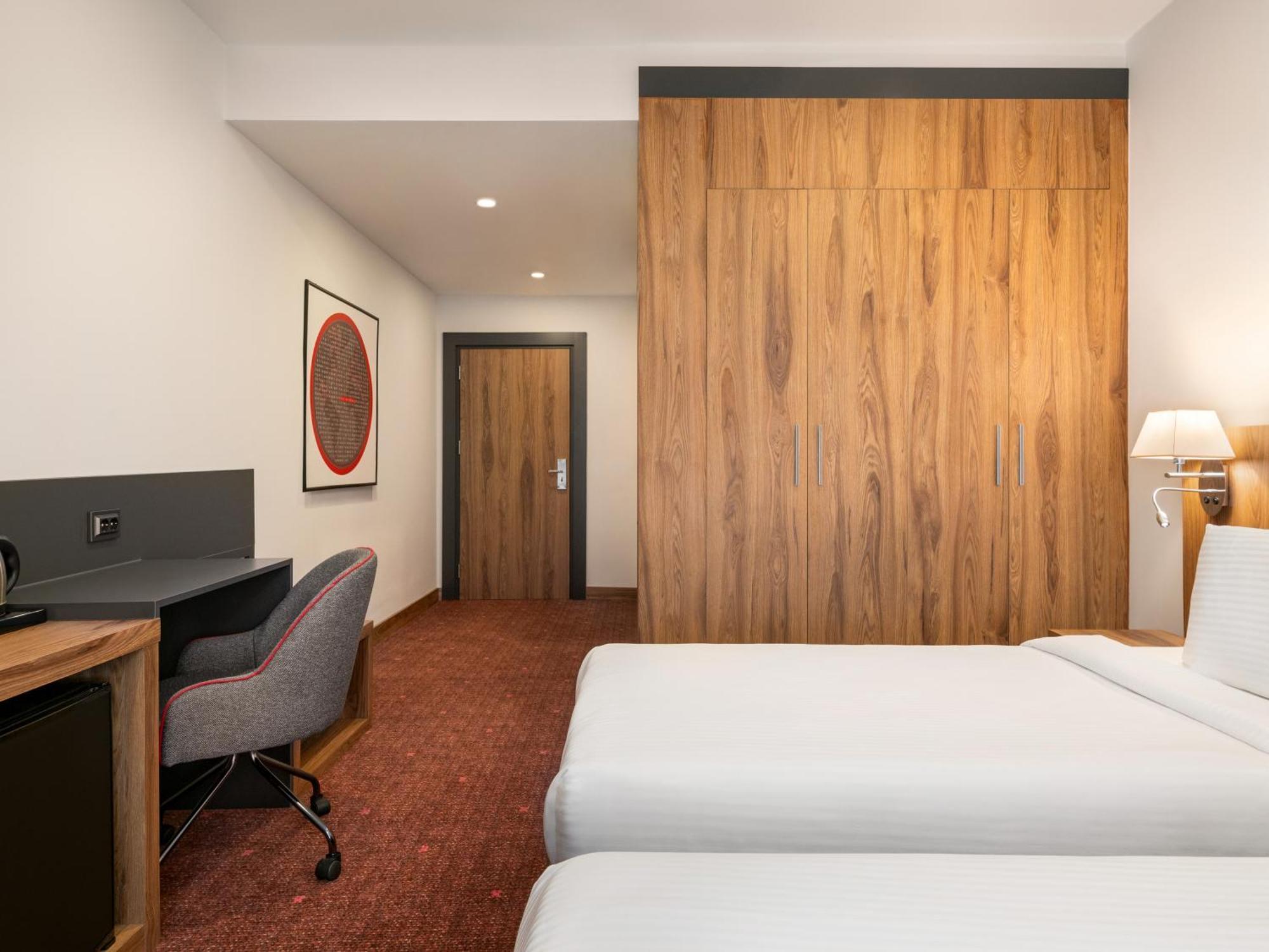Ramada By Wyndham Karacabey Hotel Bursa Exterior photo